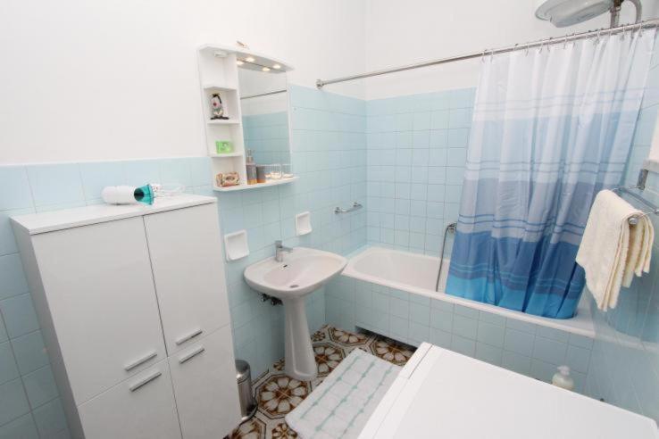 Ferienwohnung Apartman Sator Rovinj Exterior foto